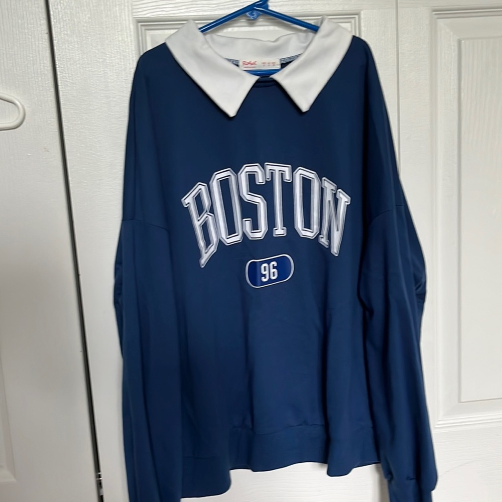 Collared long sleeve shirt